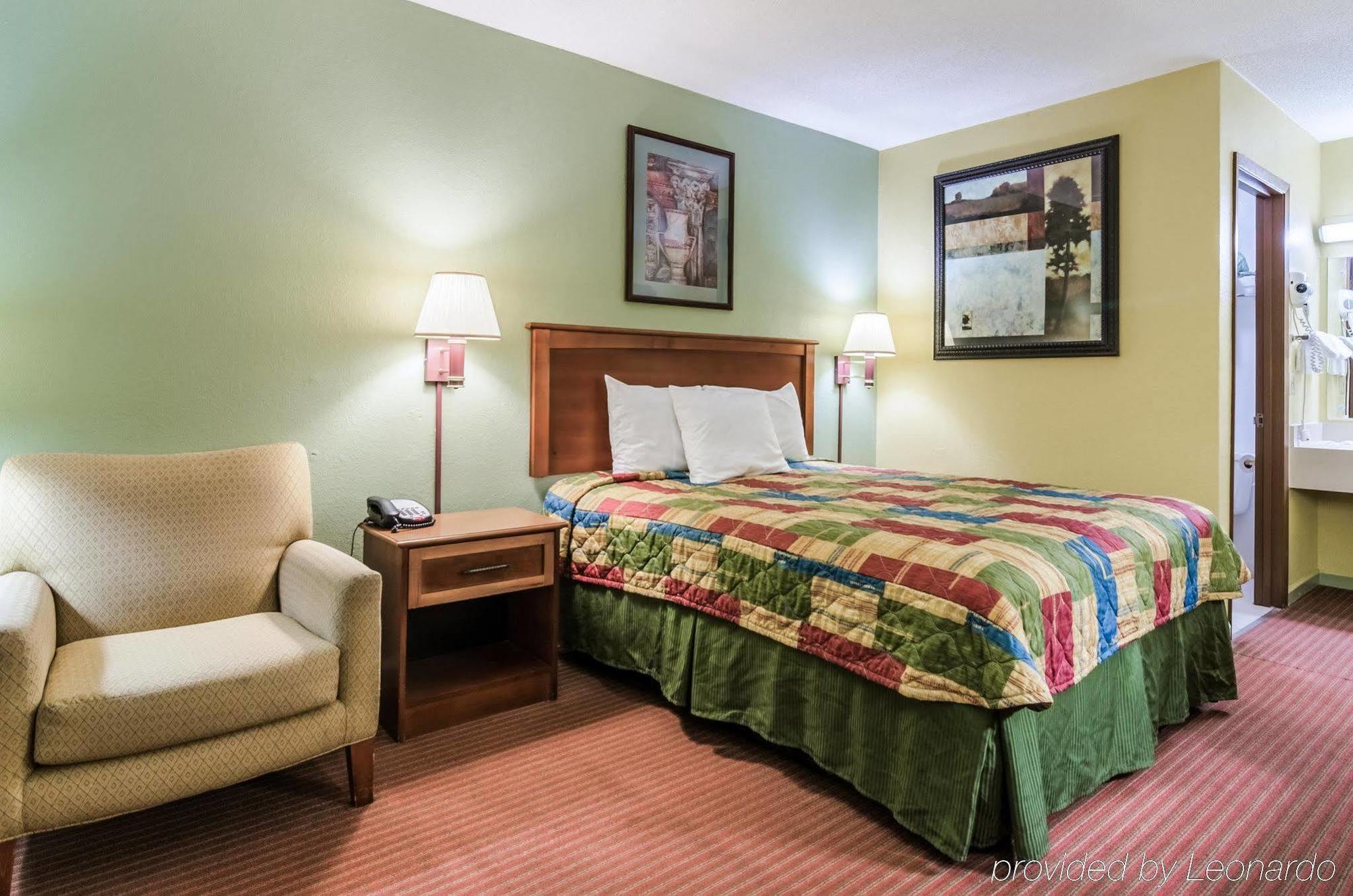 Rodeway Inn Concordia Extérieur photo